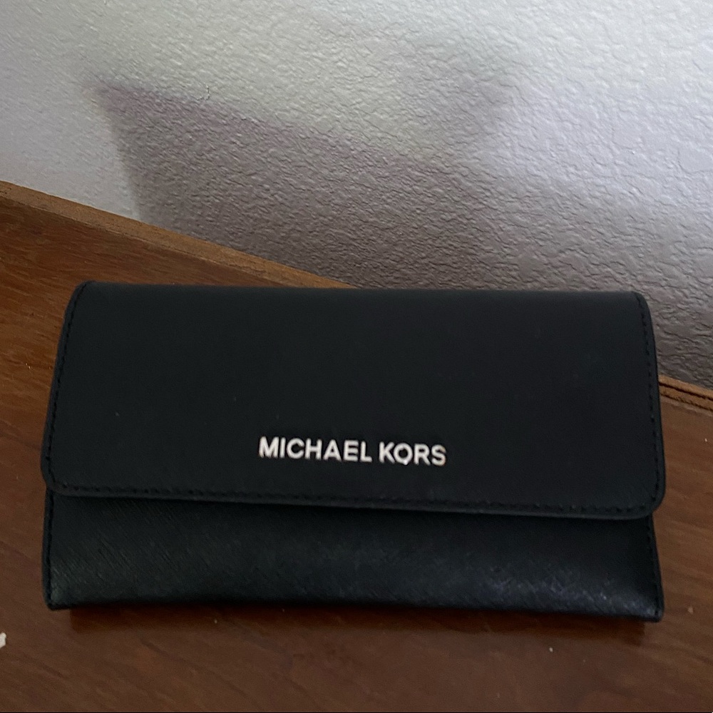 Black Michael Kors Wallet